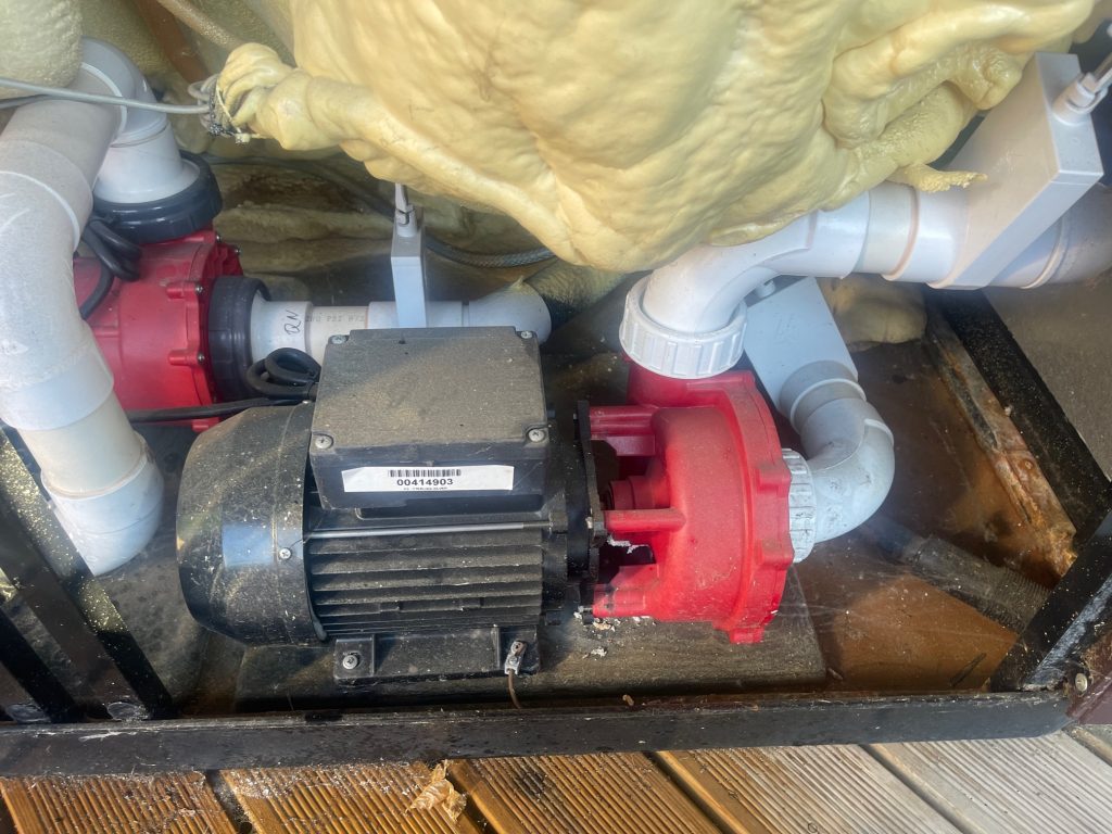 Hot Tub Repairs in Leicester: Troubleshooting Common Issues.